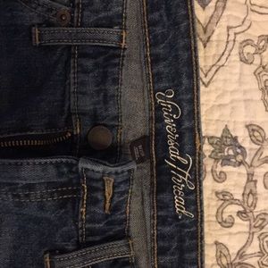 Universal Thread Mid Rise Boyfriend Jean 8R